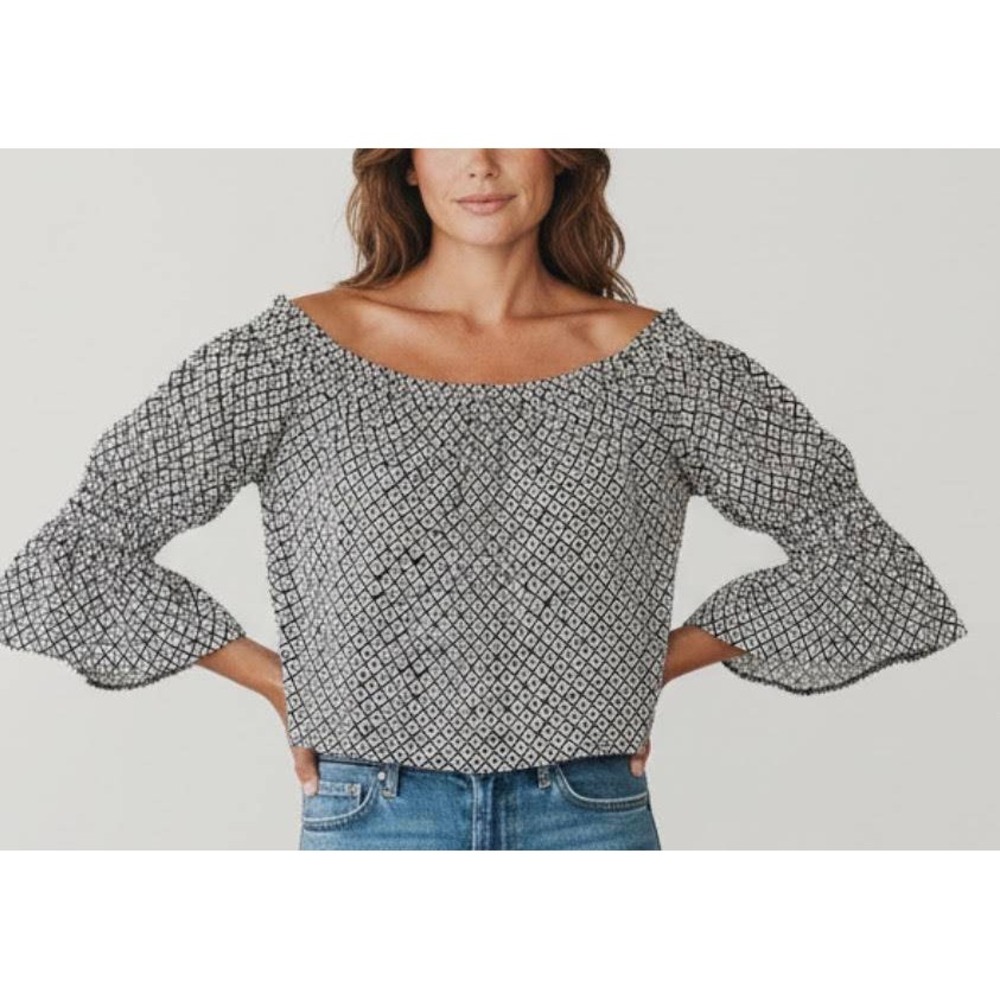 Stone Cold Fox Black White Geometric Crop Top Elastic Bell Sleeve OS Revolve